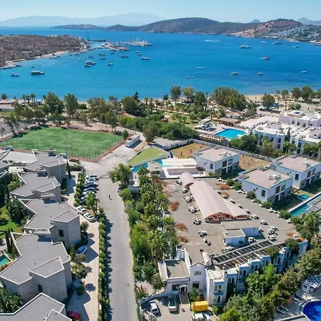 Smart Bodrum 4*